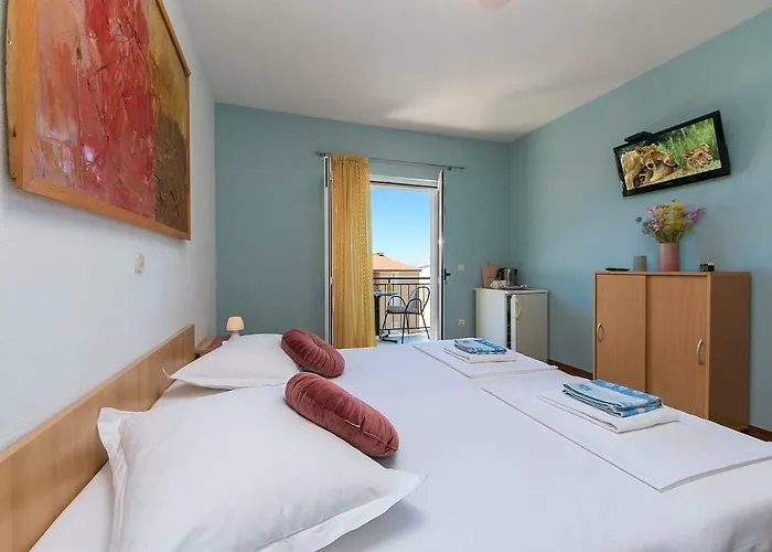 Apartments&rooms Beus 3* Makarska