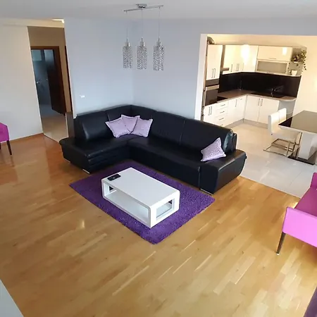 & Beus Макарська