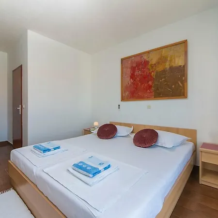 & Beus Pensionat Makarska